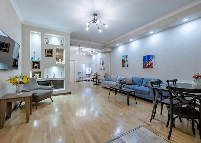 Apartment On Rustaveli Avenue